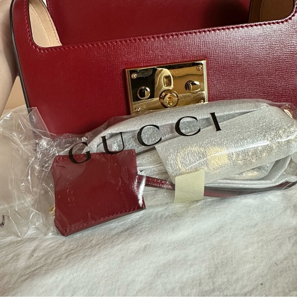 Gucci Bamboo Top Handle Padlock Shoulder Bag in Red New with cards and dustbag